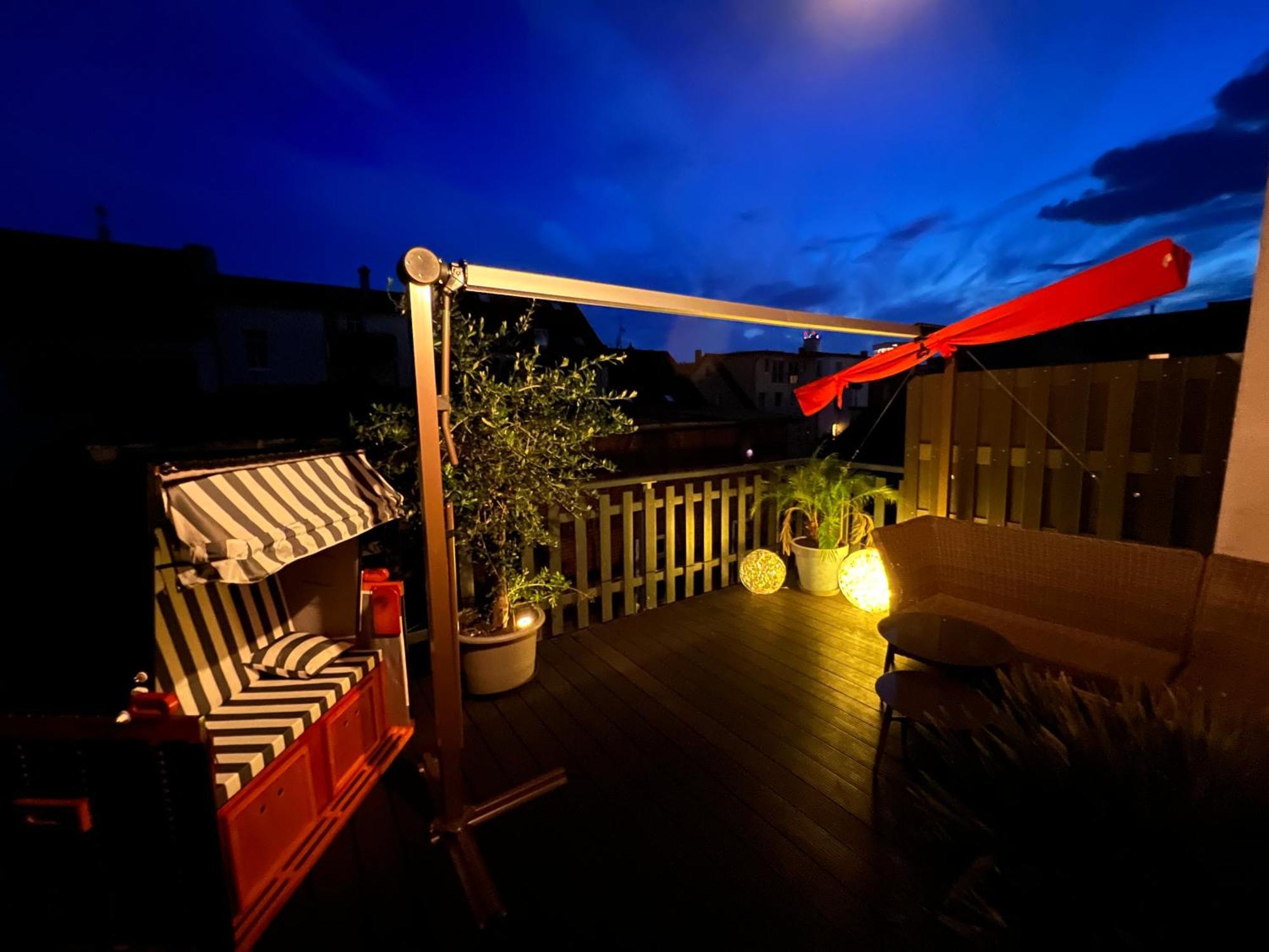 Apartment Napoleon, Naehe Zentrum, 2 Schlafzimmer, Grosser Balkon, Free Wifi ,Parken Jena Luaran gambar